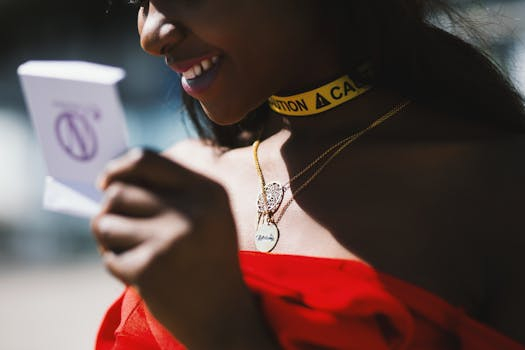 Bold Jewelry Trends for Statement Looks