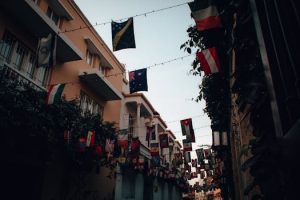 Career Paths That Offer International Travel