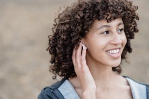 Wireless Earbuds With Real-Time Translation